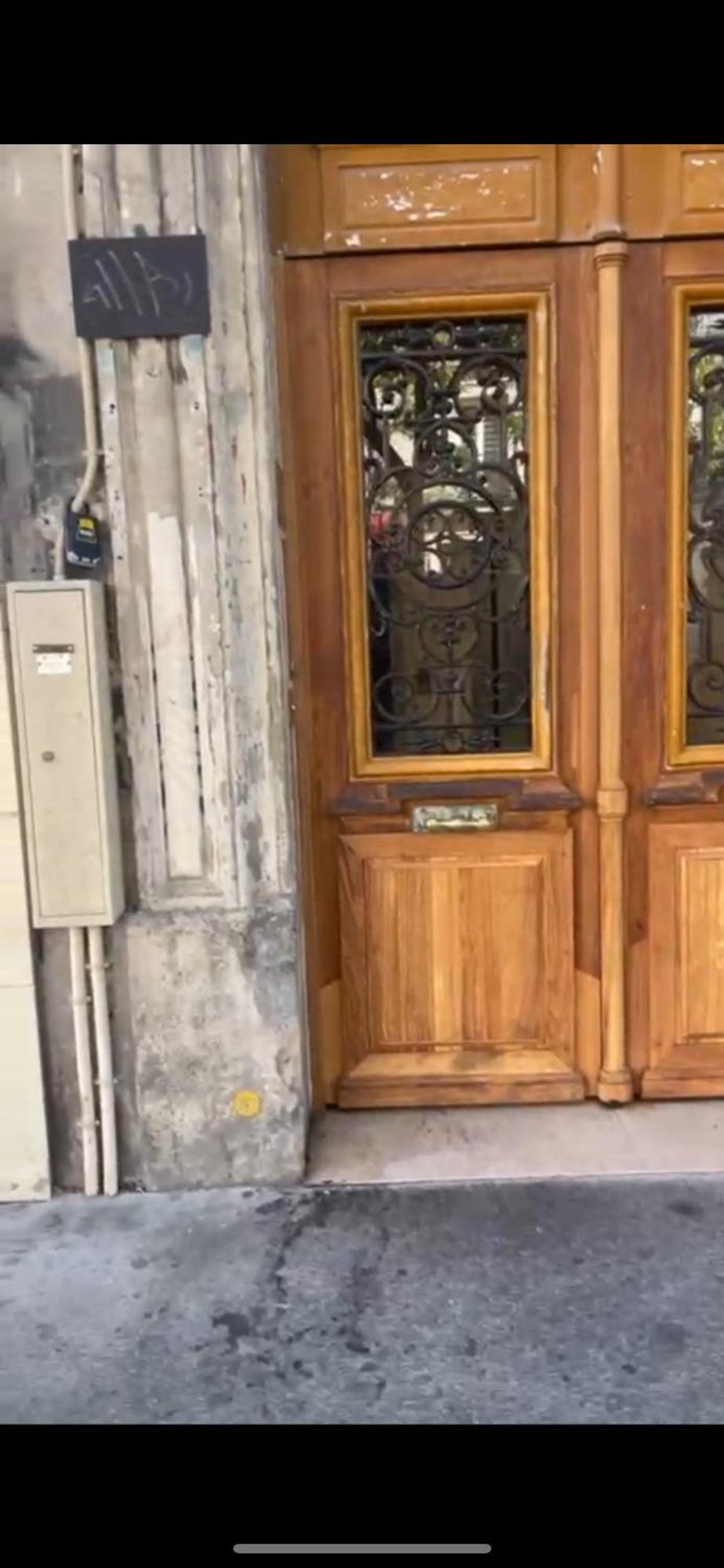 شقة Luxurious Flat In The Center باريس المظهر الخارجي الصورة
